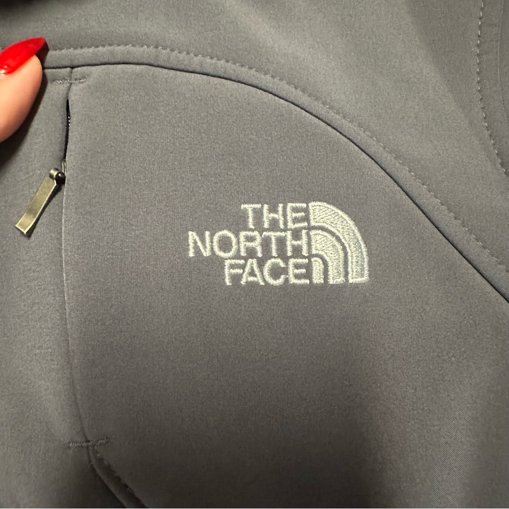 Women’s the north face jacket - Picture 3 of 5